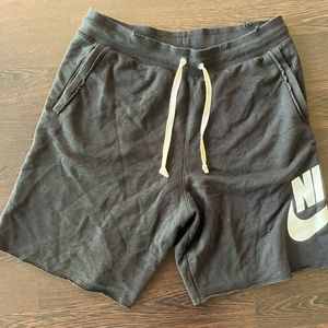 NIKE mens medium black sweat shorts - like new condition